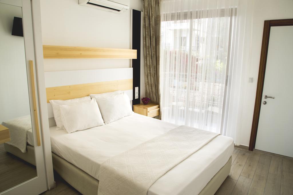 Defne Hotel Kaş Exterior photo
