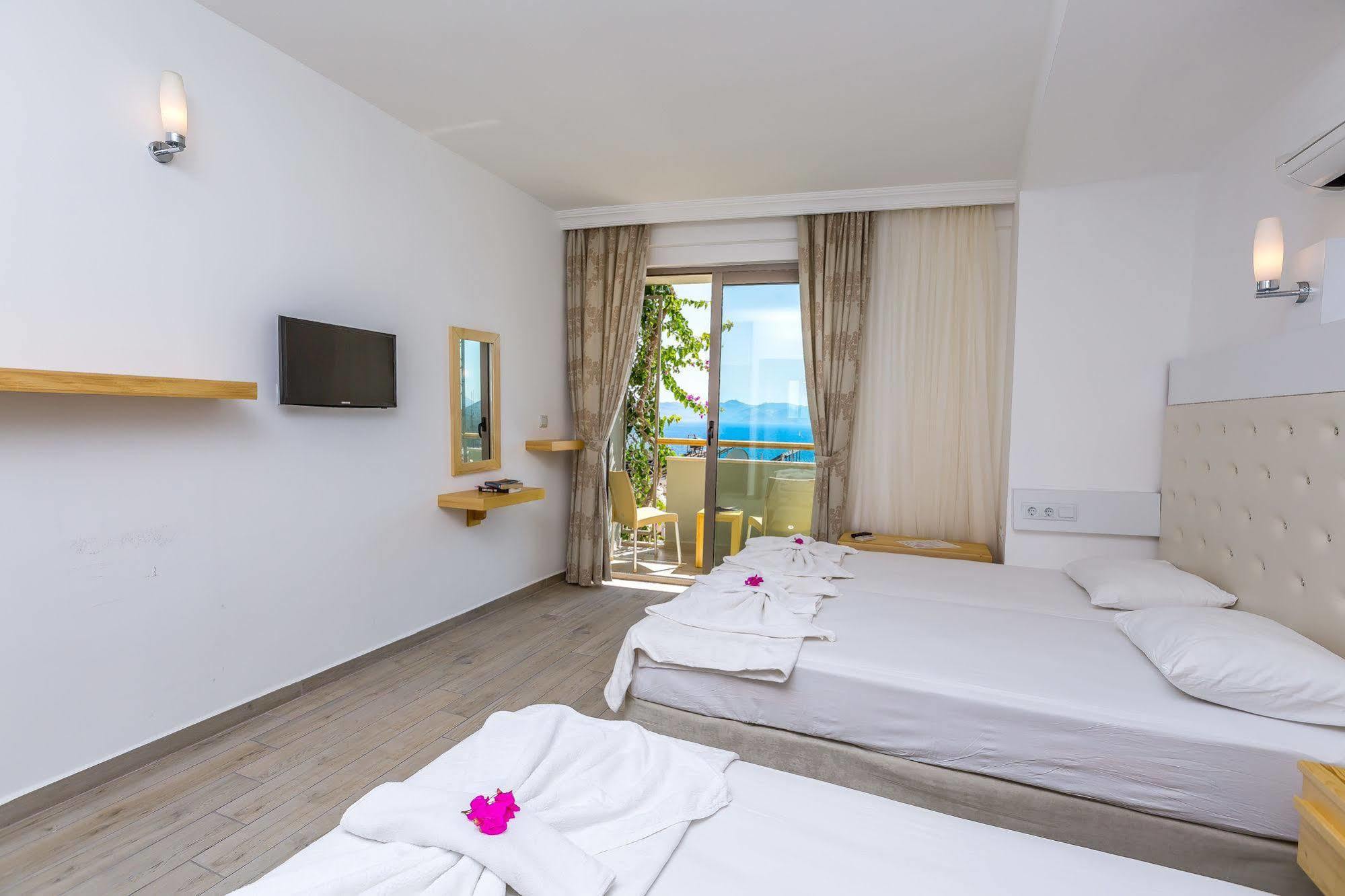 Defne Hotel Kaş Exterior photo