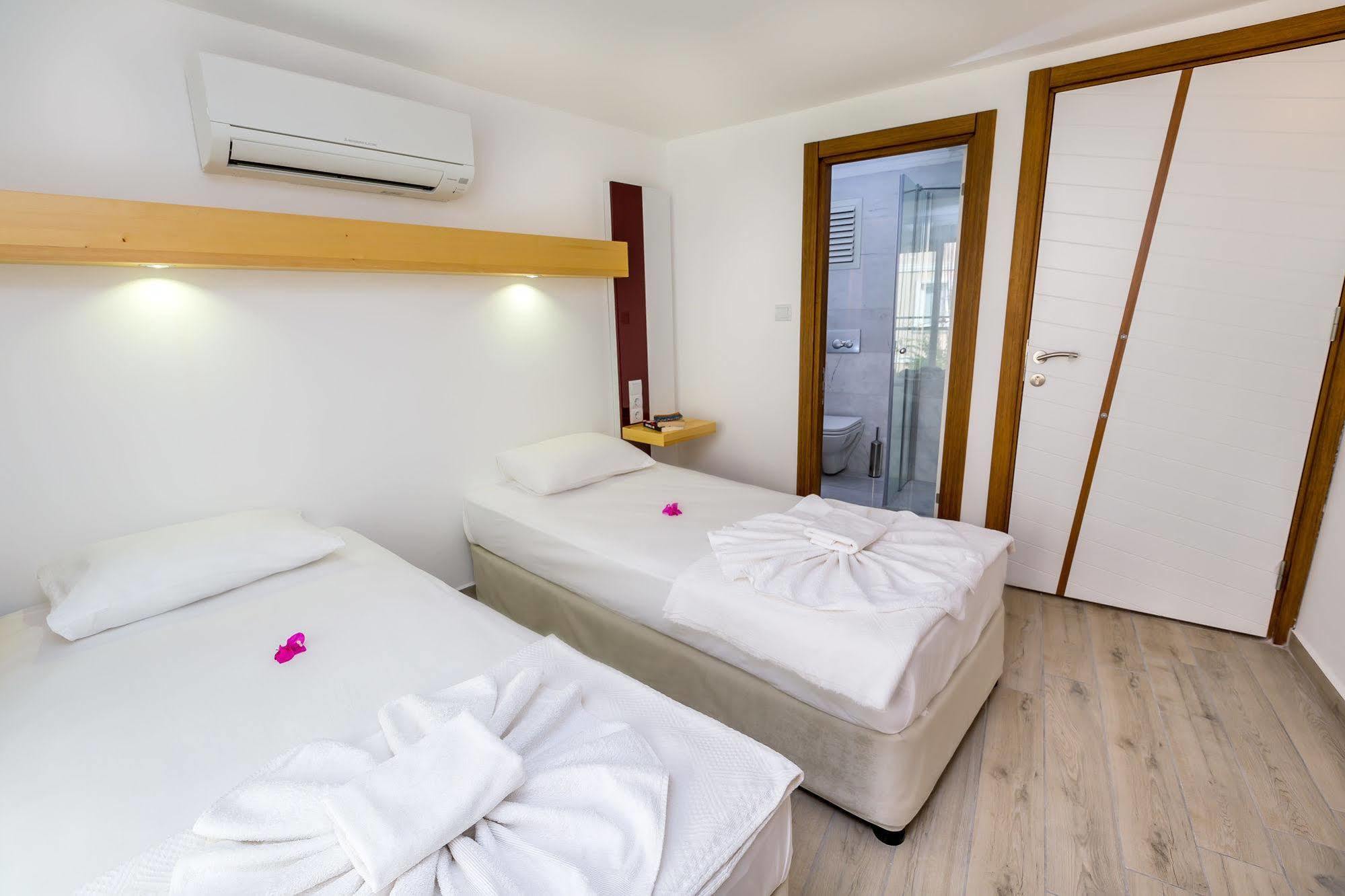 Defne Hotel Kaş Exterior photo