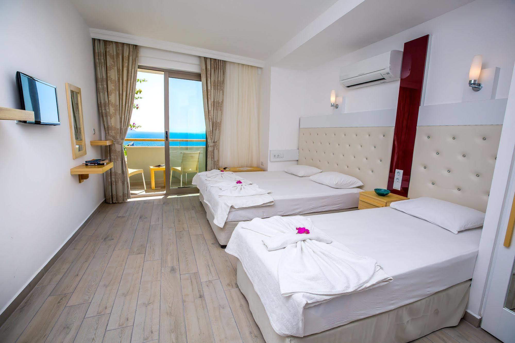 Defne Hotel Kaş Exterior photo
