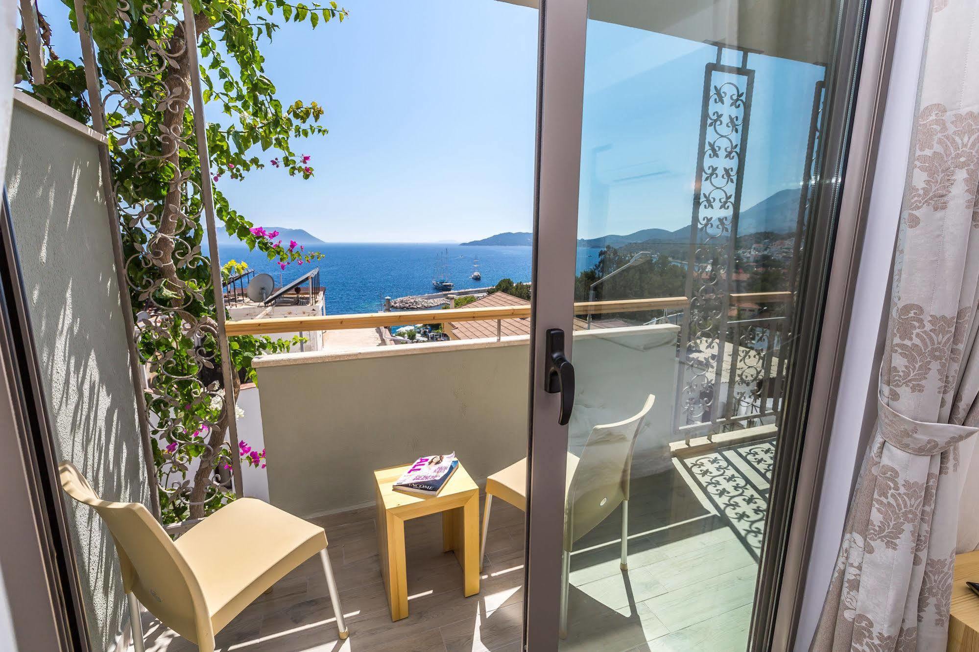 Defne Hotel Kaş Exterior photo