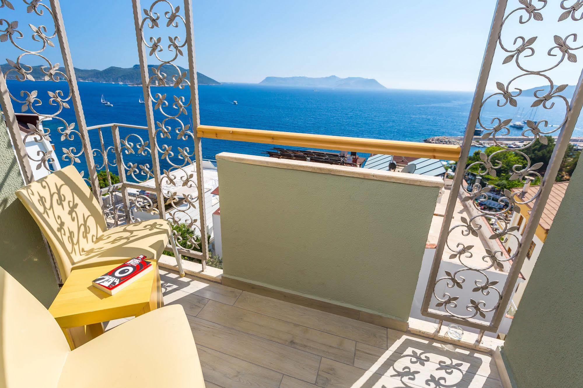 Defne Hotel Kaş Exterior photo